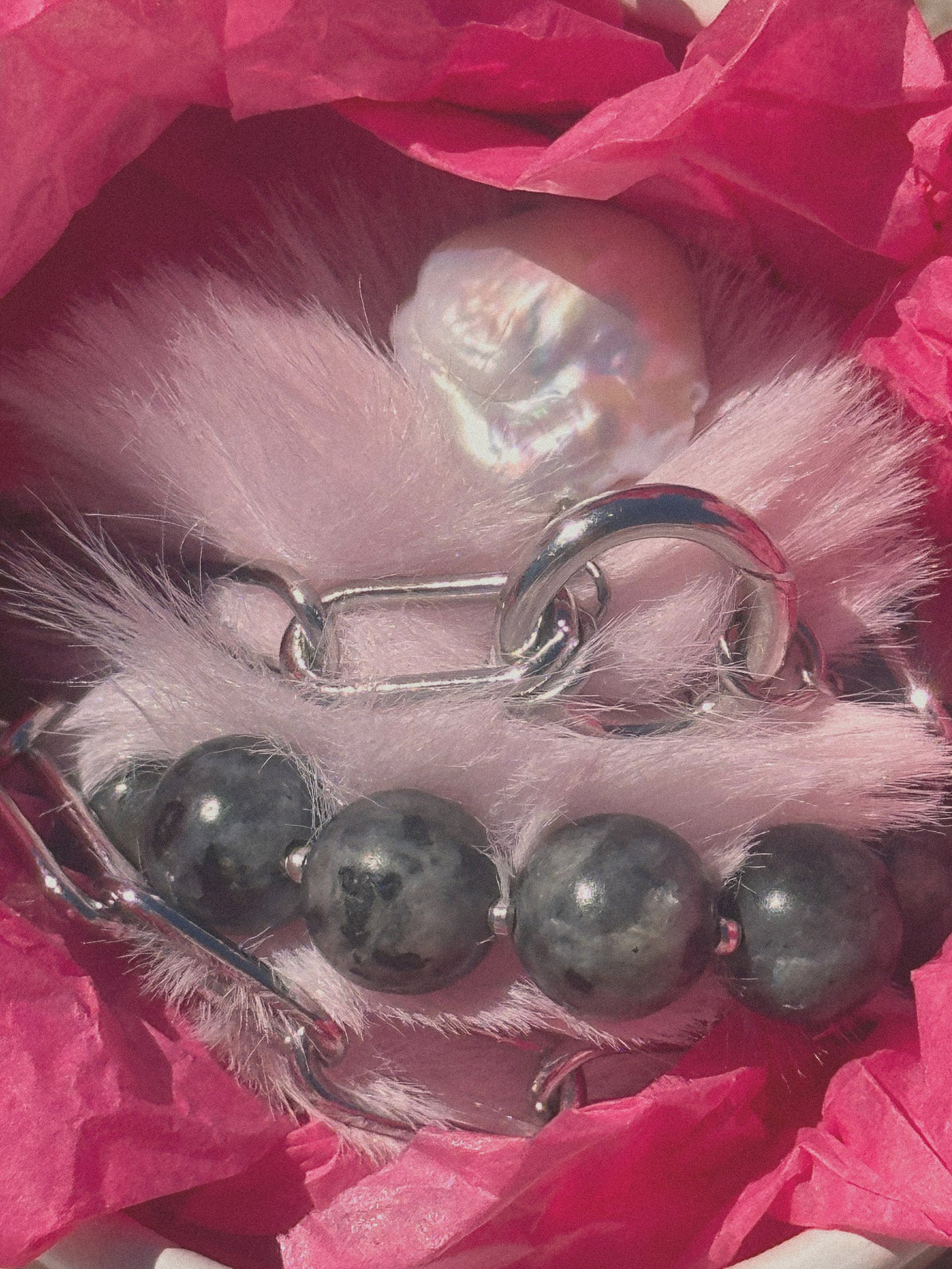 “Shadow Pearl” choker